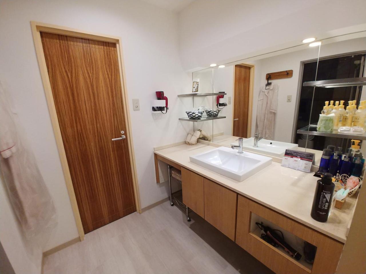 Hotel Allure (Adults Only) Нагоя Экстерьер фото