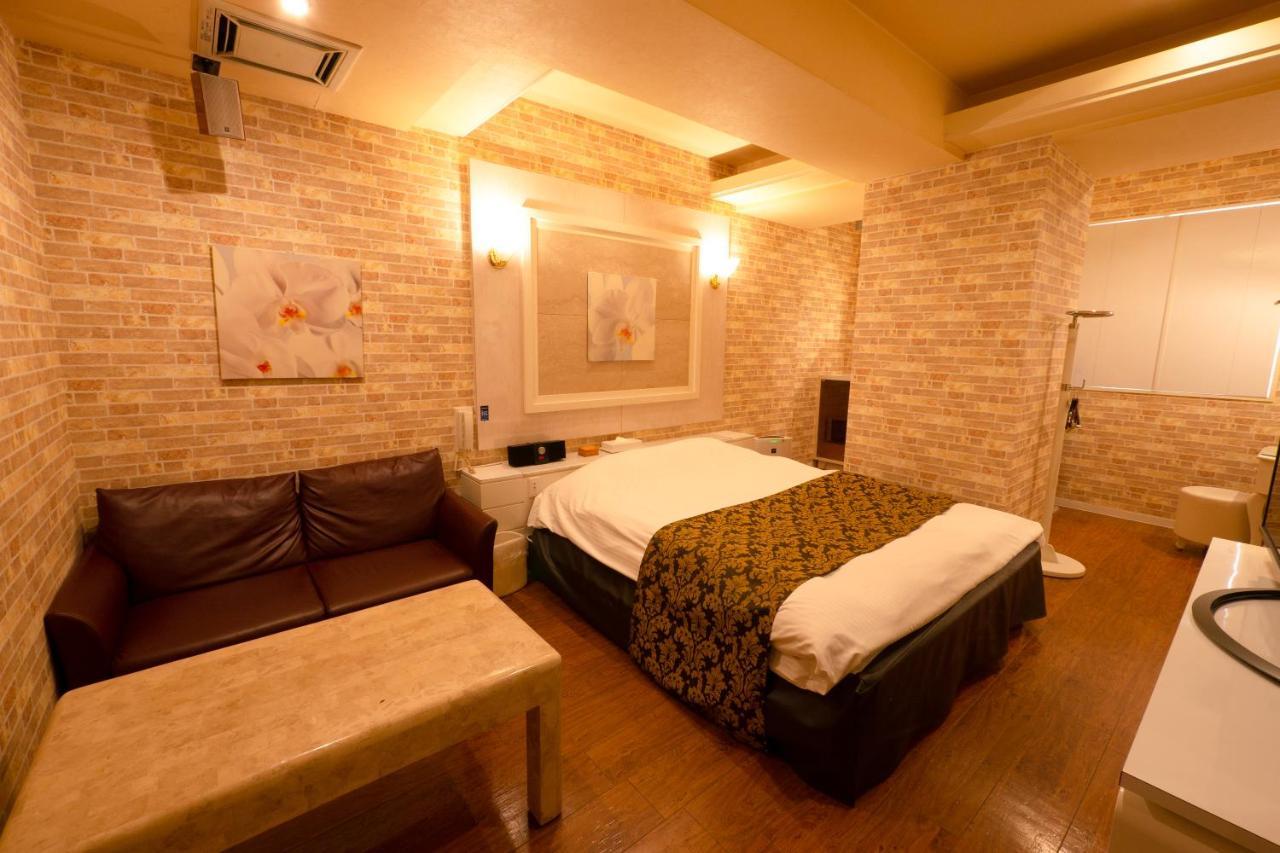 Hotel Allure (Adults Only) Нагоя Экстерьер фото